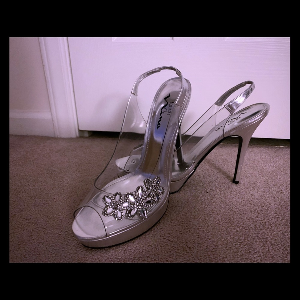 Touch of Nina Clear & silver rhinestone heels